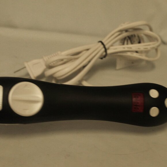 $150 The Beachwaver Co S1-125 Rotating Ceramic Curling Iron - Picture 7 of 7